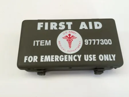 BOITE FIRST AID