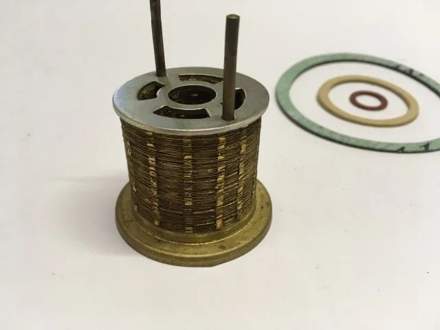 CARTOUCHE FILTRE A ESSENCE + JOINTS
