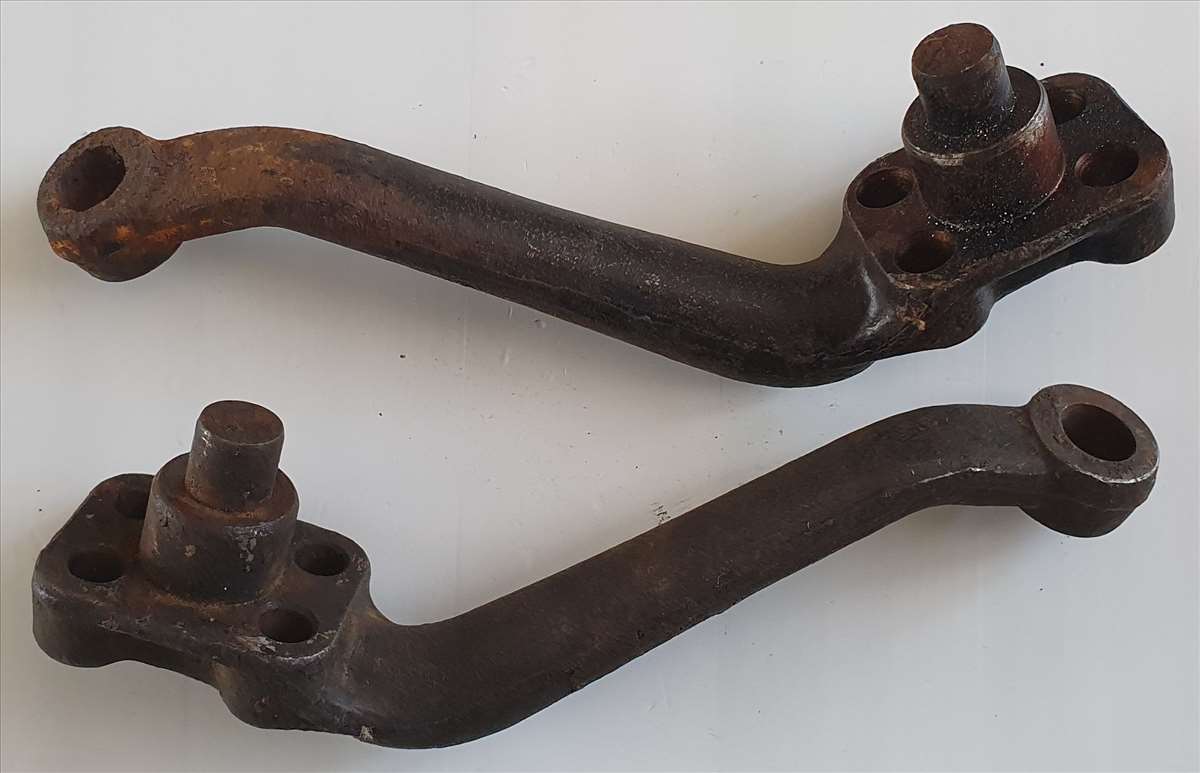 PAIRE DE BRAS DE BOL FUSEE SUR PONT AVANT GPW