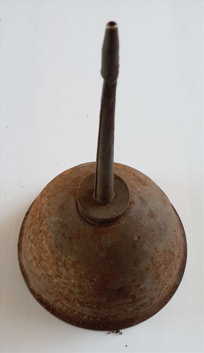 BURETTE A HUILE ARMEE FRANCAISE