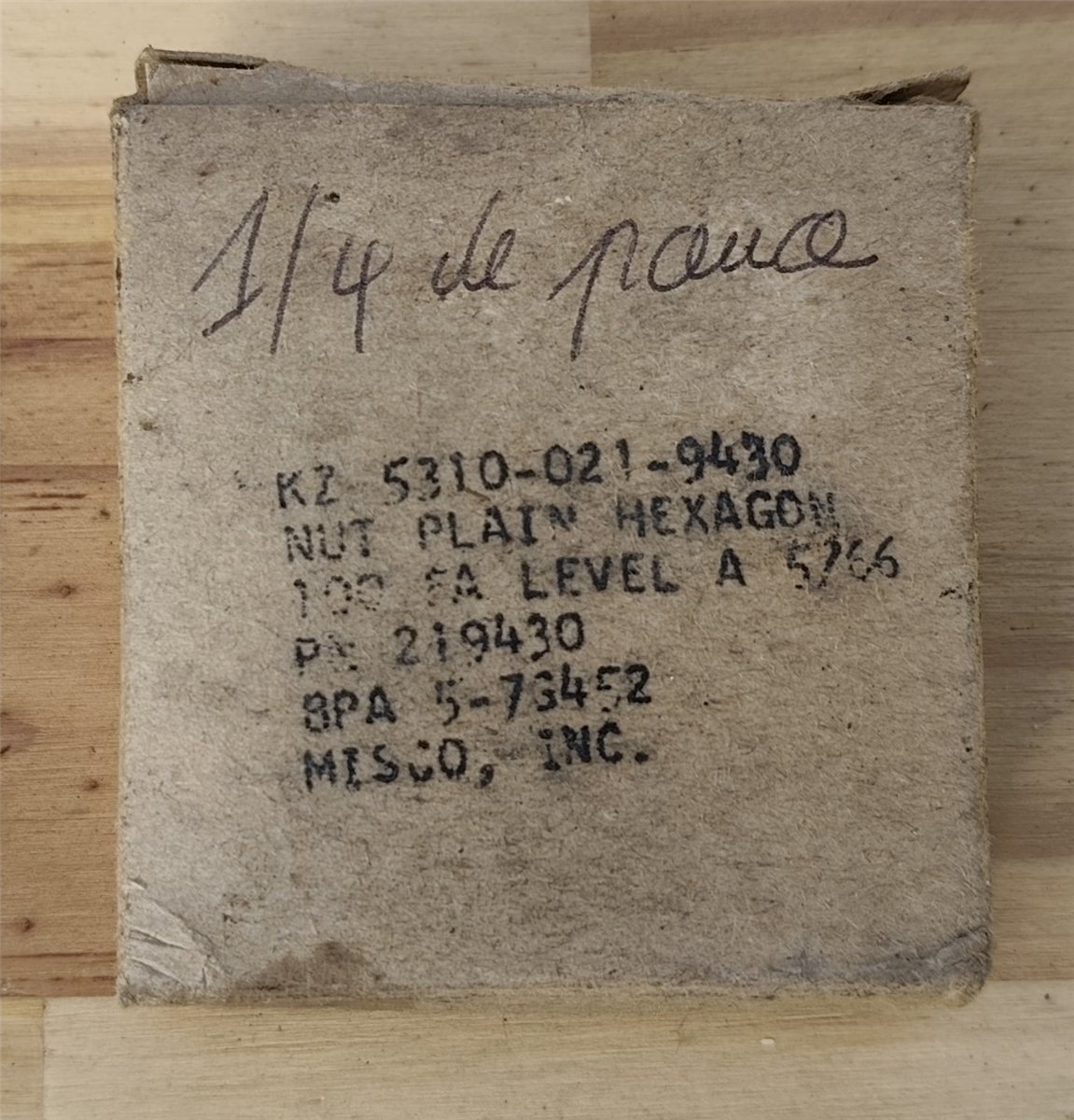 BOITE DE 100 ECROU HU 1/4 UNC